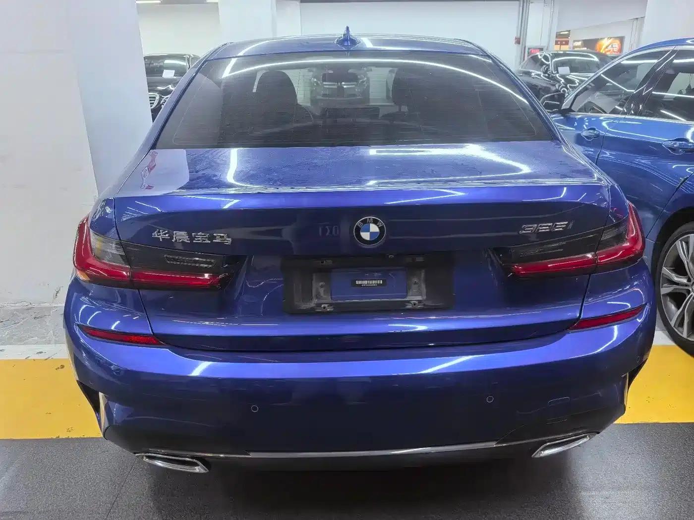 2020 BMW 3 Series 325i M Sport Package — миниатюра 11