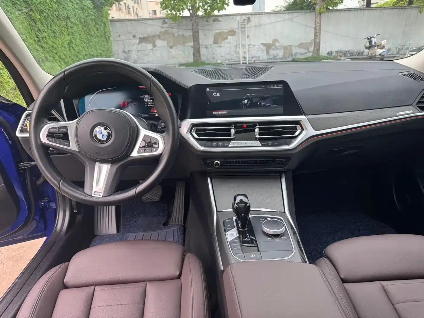 2021 BMW 3 Series 320Li M Sport Package — миниатюра 9