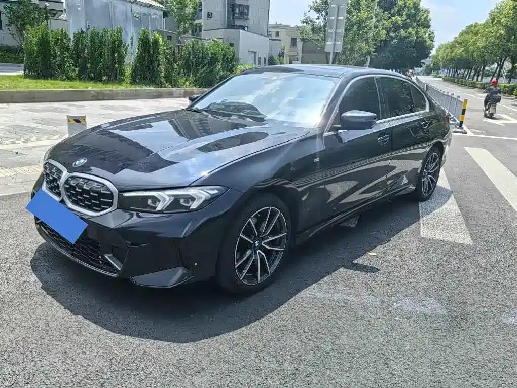 2024 BMW 3 Series 325Li M Sport Package — миниатюра 1