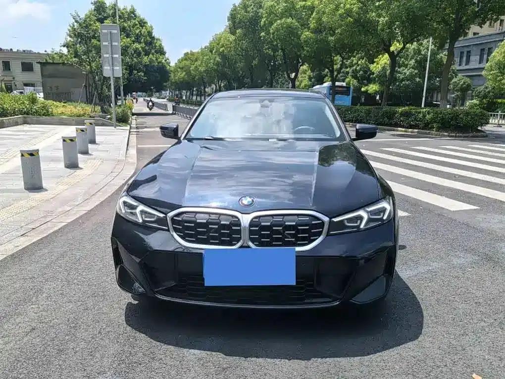2024 BMW 3 Series 325Li M Sport Package — миниатюра 2