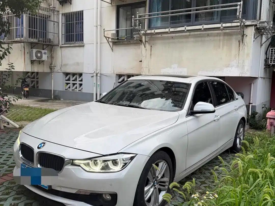 2017 BMW 3 Series 320Li Fashion Edition — миниатюра 1
