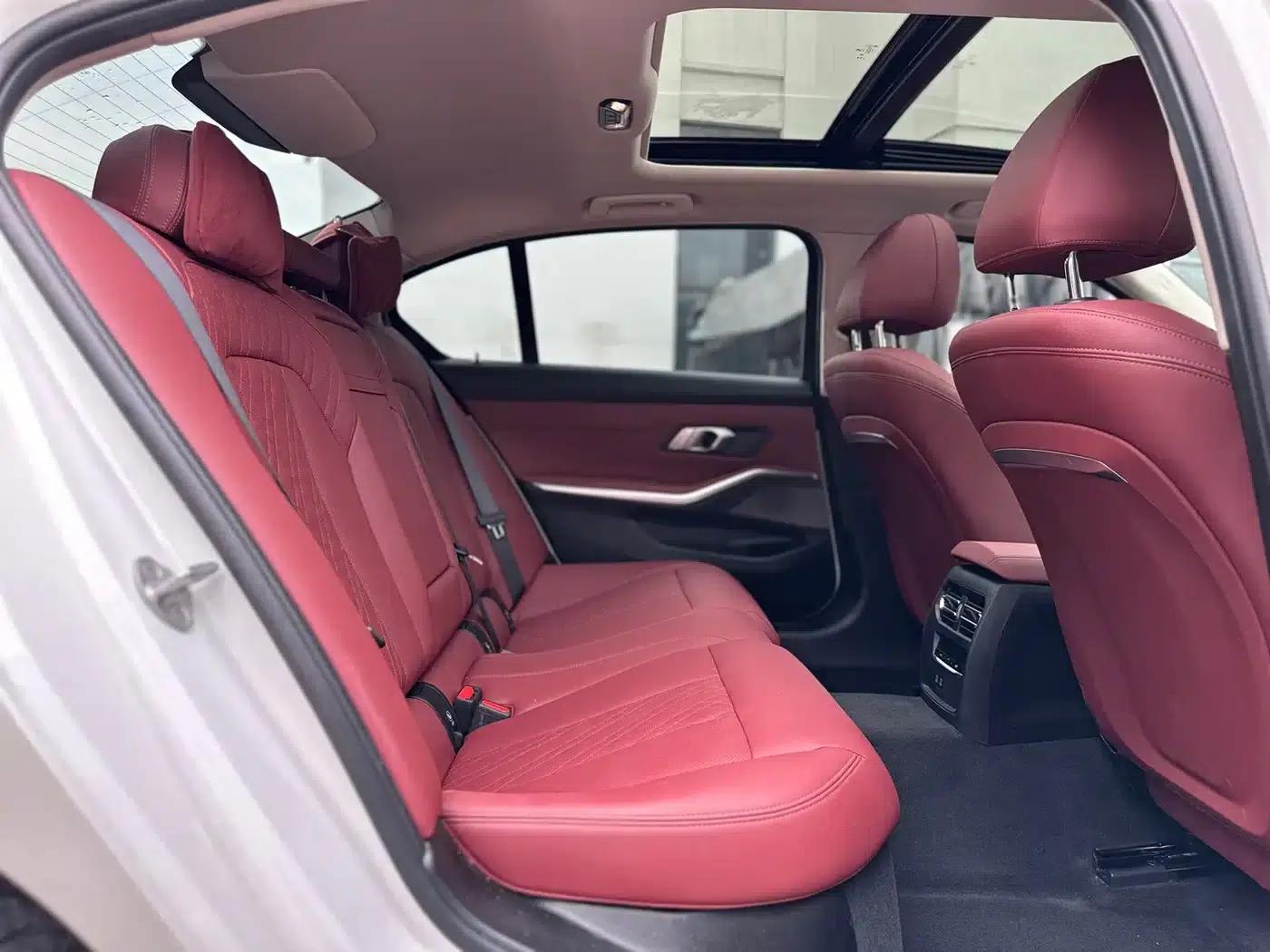 2023 BMW 3 Series 325Li M Sport Package — миниатюра 10
