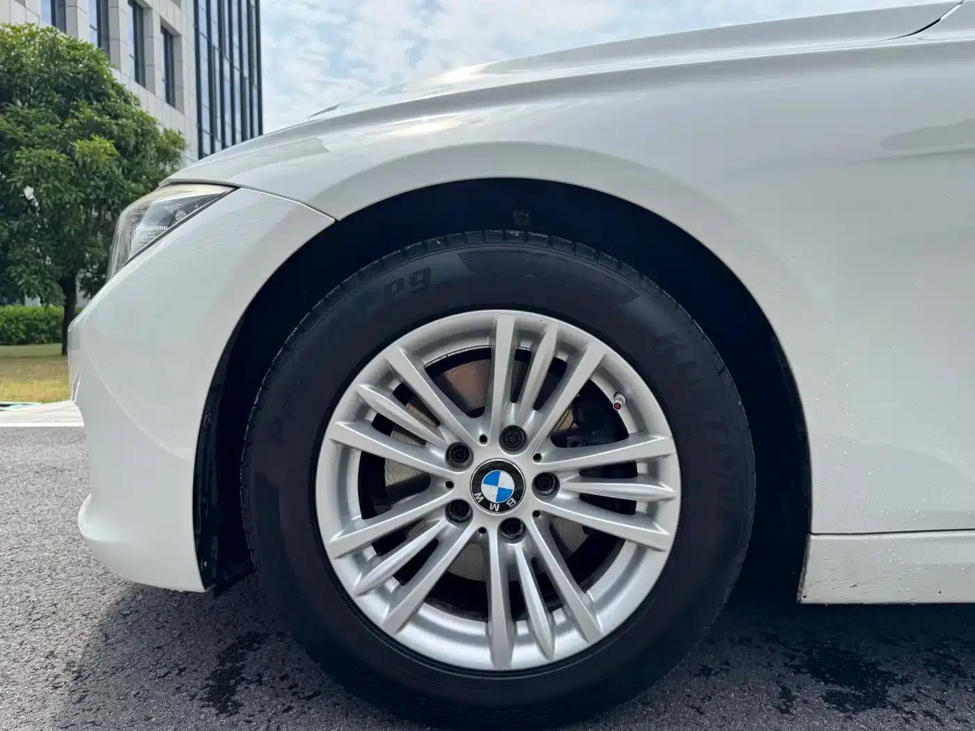 BMW 3 Series 2014 320Li Fashion Edition — миниатюра 20