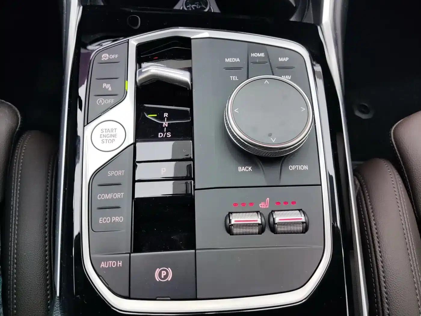 2023 BMW 3 Series 320Li M Sport Package — миниатюра 13