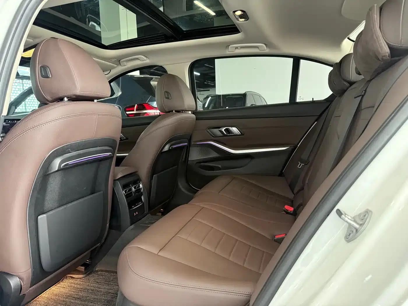 2020 BMW 3 Series 325Li M Sport Package — миниатюра 15