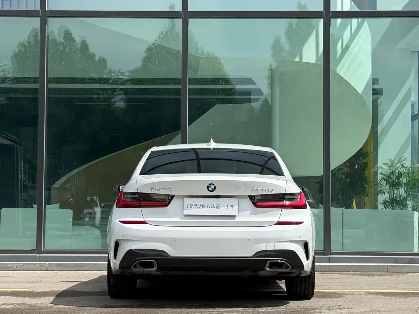 2020 BMW 3 Series 325Li M Sport Package — миниатюра 22