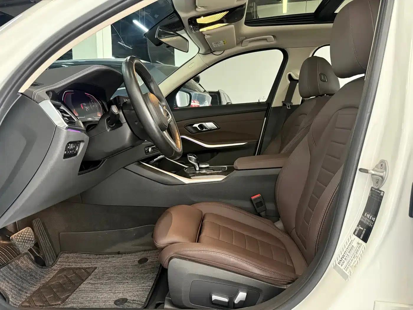 2020 BMW 3 Series 325Li M Sport Package — миниатюра 26