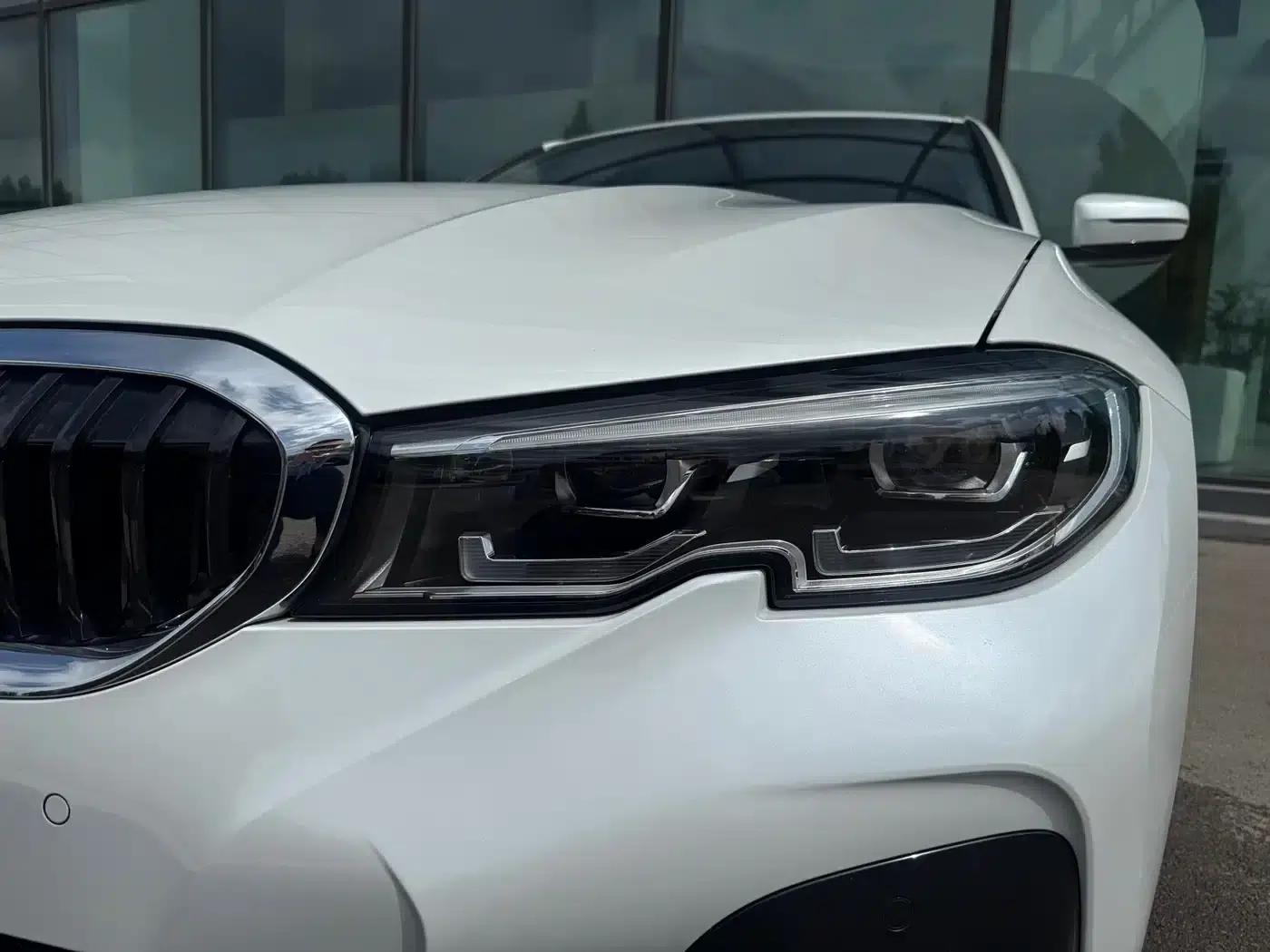 2020 BMW 3 Series 325Li M Sport Package — миниатюра 4