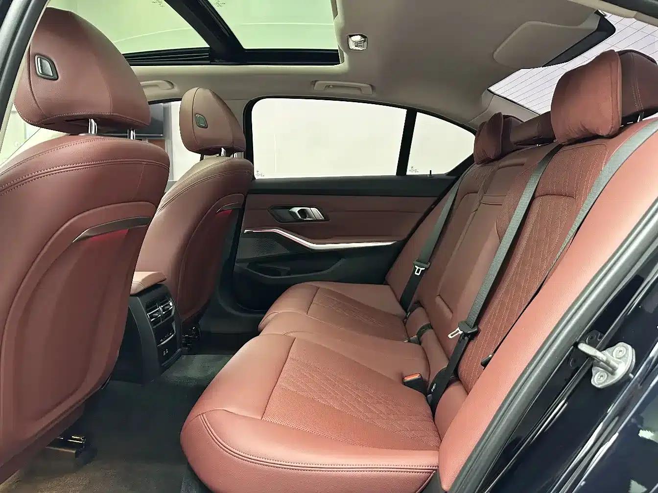 2023 BMW 3 Series 325Li M Sport Shadow Edition — миниатюра 11