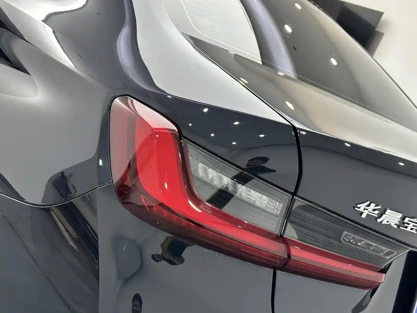 2023 BMW 3 Series 325Li M Sport Shadow Edition — миниатюра 22