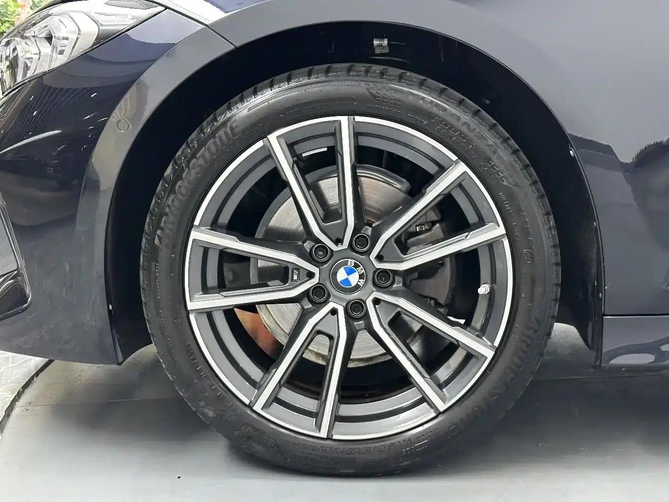 2023 BMW 3 Series 325Li M Sport Shadow Edition — миниатюра 24