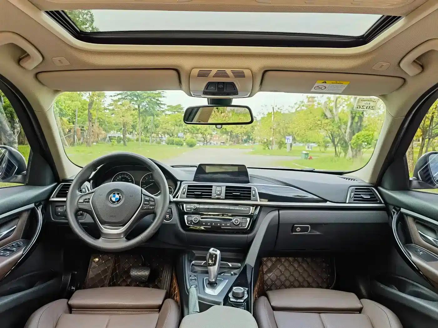 BMW 3 Series 2018 320Li Fashion Edition — миниатюра 11