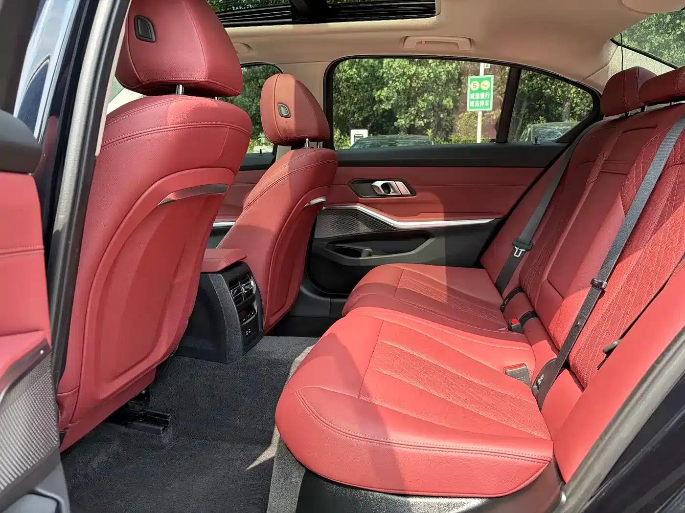 2025 BMW 3 Series 325Li M Sport Package — миниатюра 16