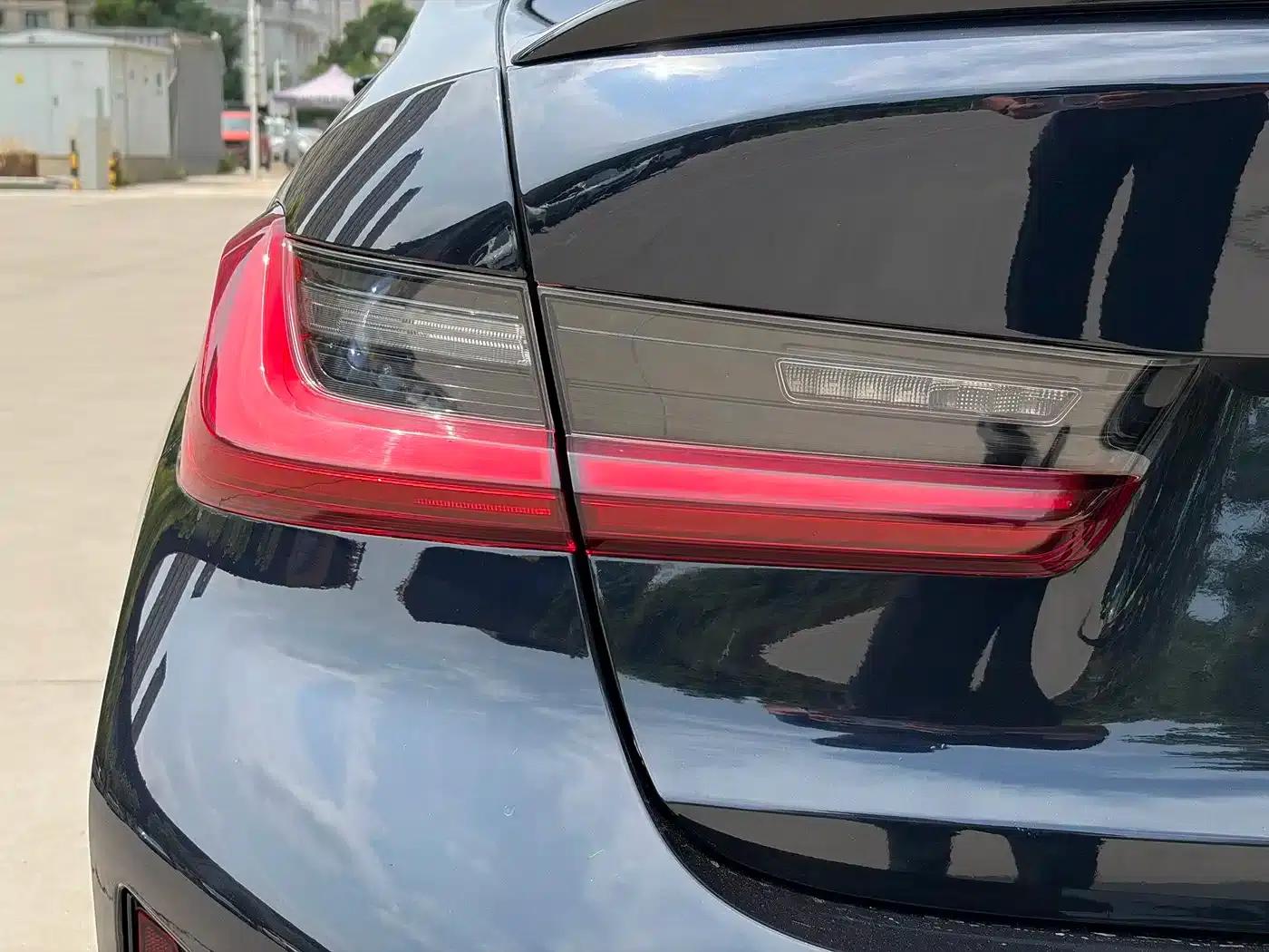 2025 BMW 3 Series 325Li M Sport Package — миниатюра 9