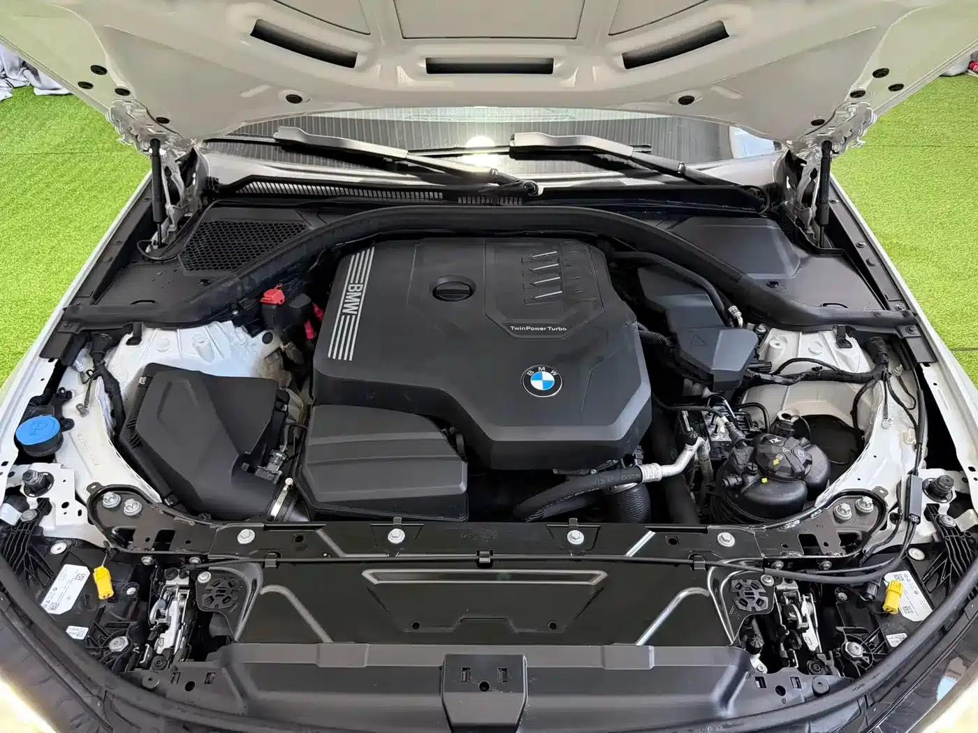 2023 BMW 3 Series 320Li M Sport Package — миниатюра 19