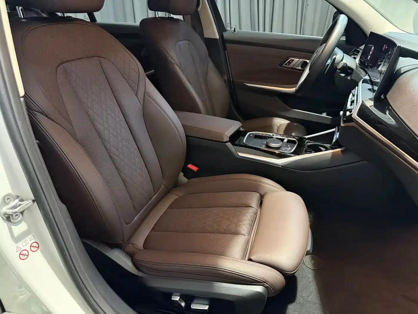 2023 BMW 3 Series 320Li M Sport Package — миниатюра 8