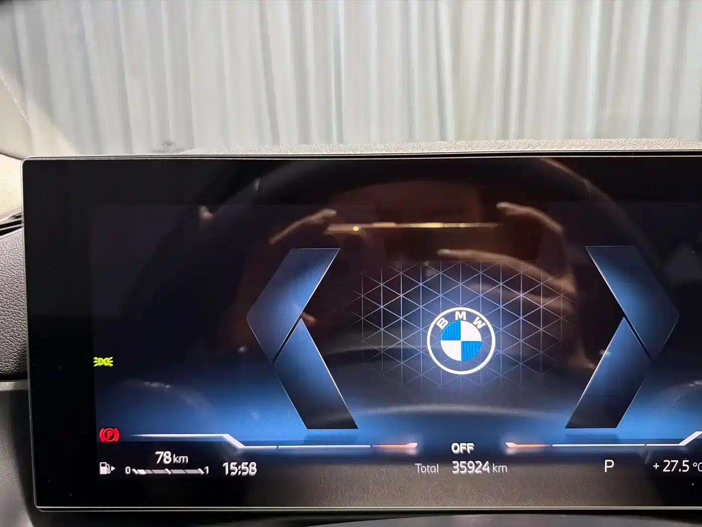 2023 BMW 3 Series 320Li M Sport Package — миниатюра 10