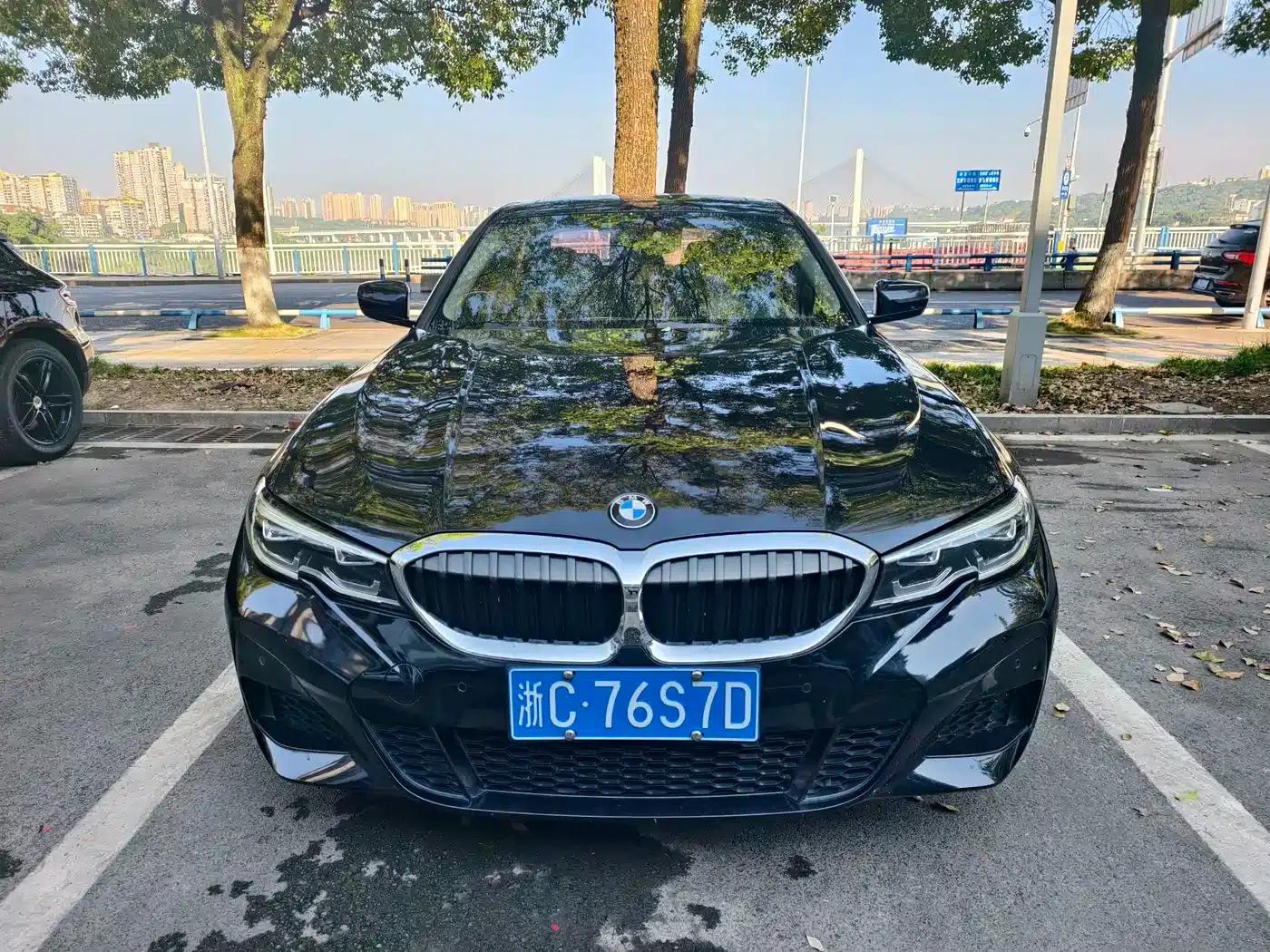 2021 BMW 3 Series 320Li M Sport Package — миниатюра 2