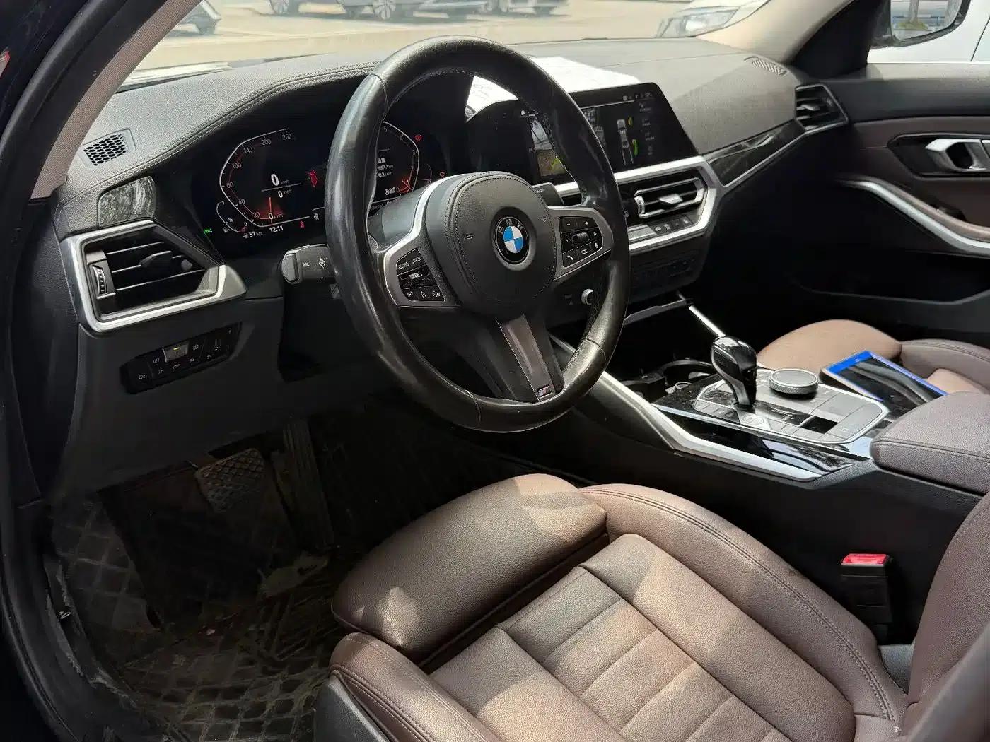 2021 BMW 3 Series 320Li M Sport Package — миниатюра 5
