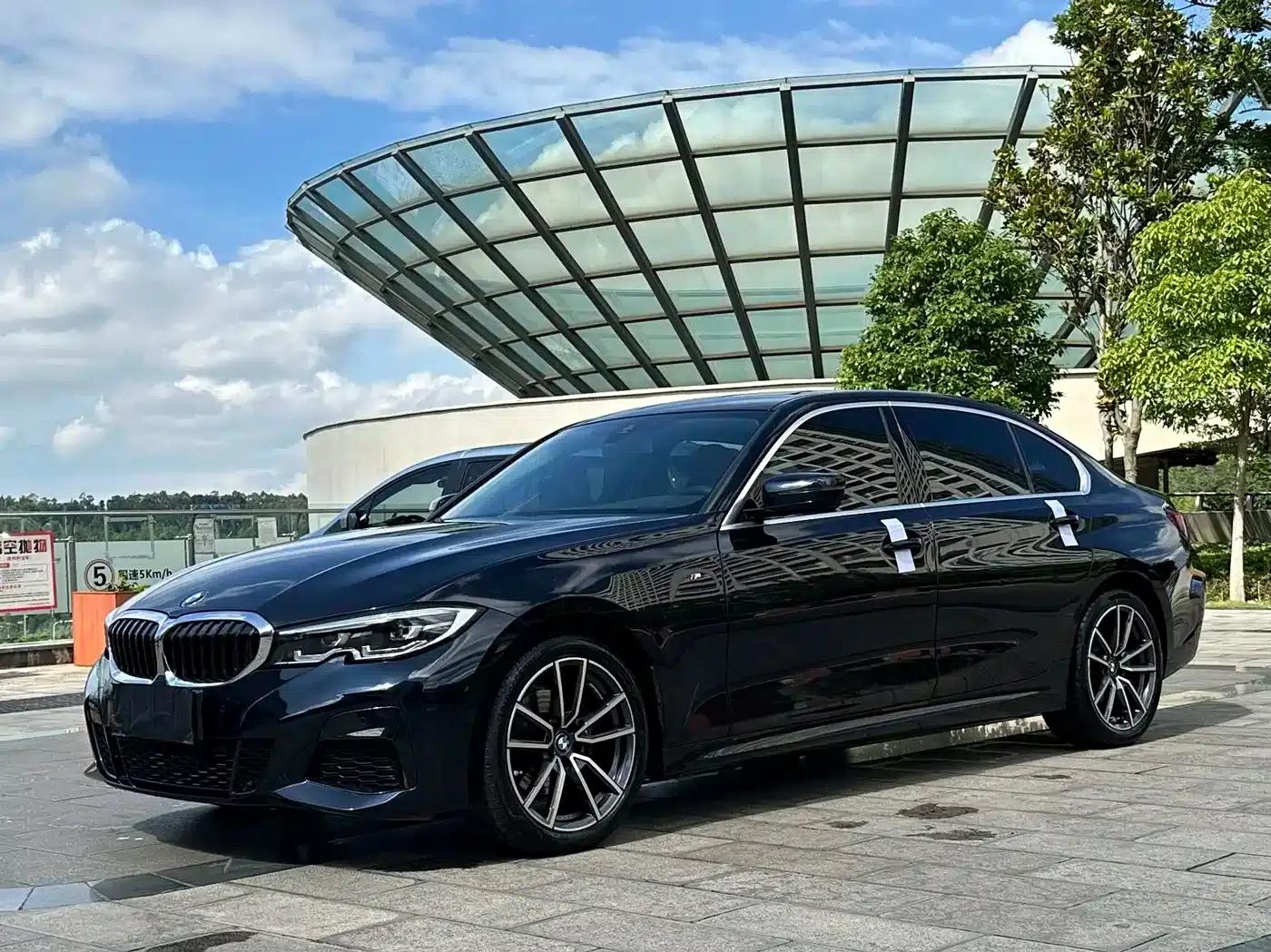 2022 BMW 3 Series 325Li M Sport Package — миниатюра 1