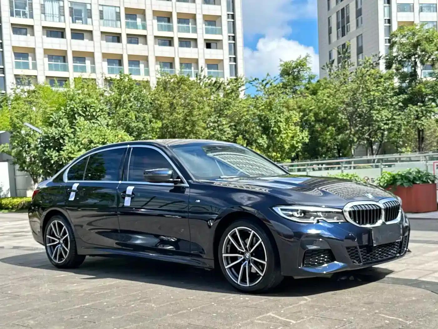2022 BMW 3 Series 325Li M Sport Package — миниатюра 3