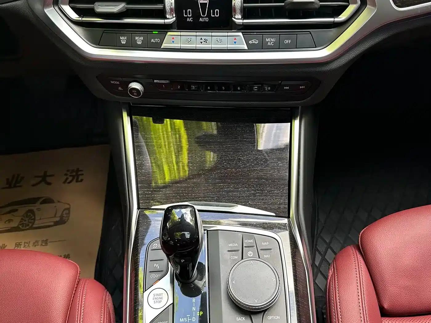 2022 BMW 3 Series 325Li M Sport Package — миниатюра 27
