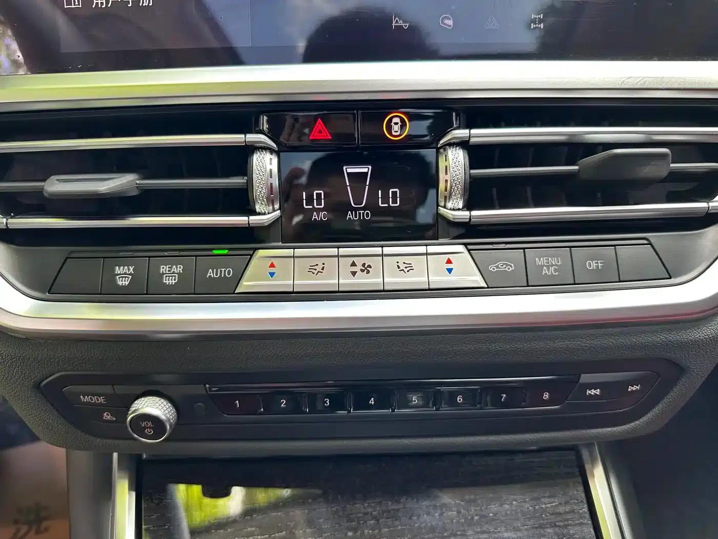 2022 BMW 3 Series 325Li M Sport Package — миниатюра 10
