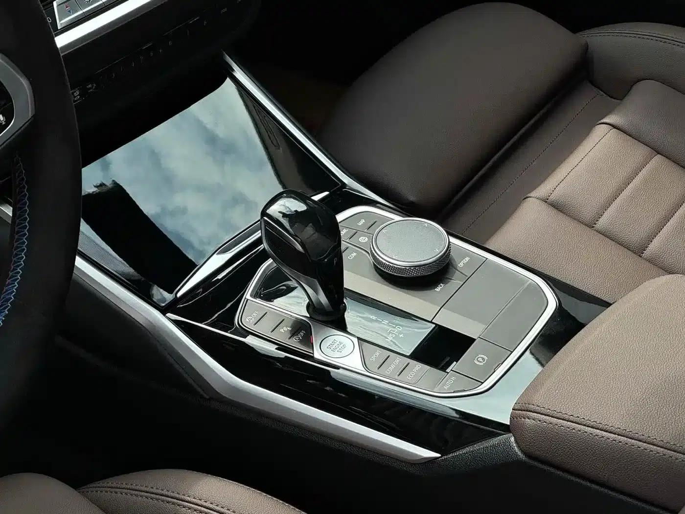 2020 BMW 3 Series 320Li M Sport Package — миниатюра 6