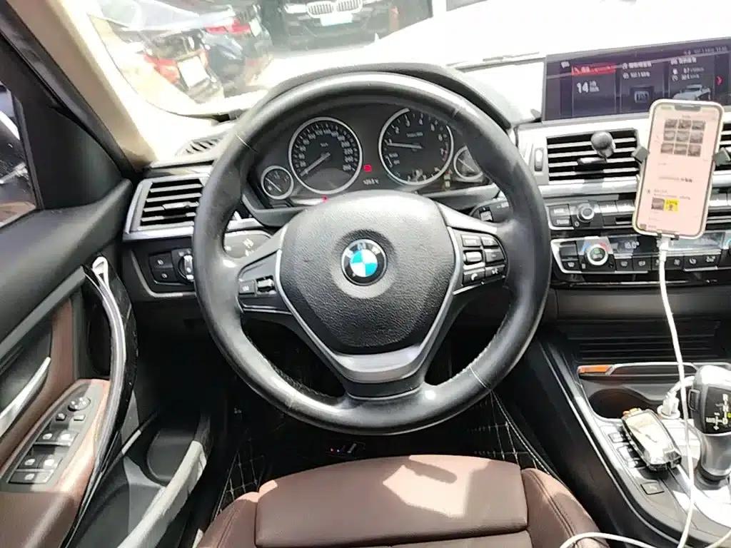 BMW 3 Series 2019 320Li Fashion Edition — миниатюра 11