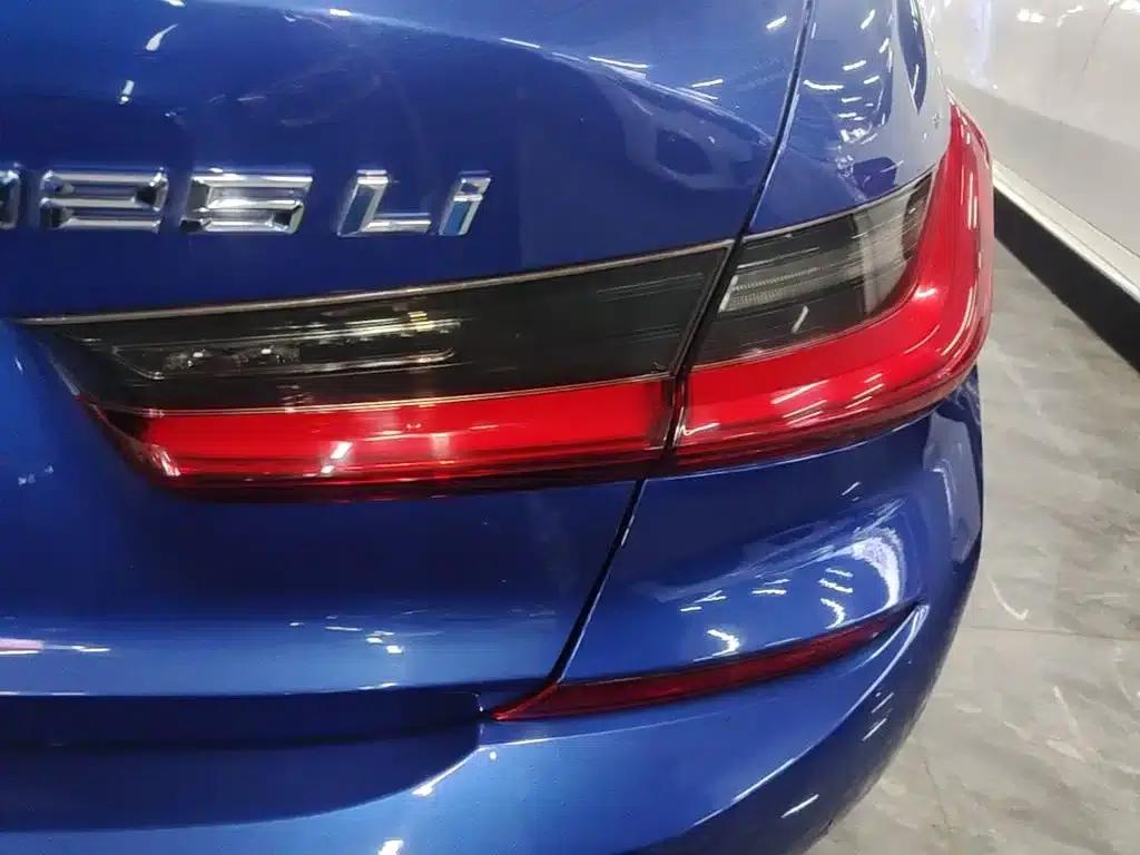 2020 BMW 3 Series 325Li M Sport Package — миниатюра 8