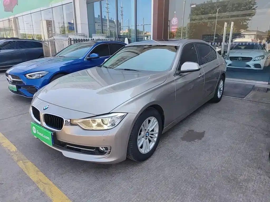 BMW 3 Series 2015 320Li Fashion Edition — миниатюра 1