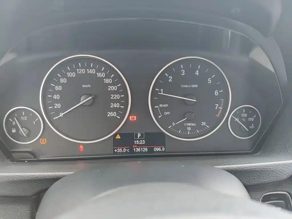 BMW 3 Series 2015 320Li Fashion Edition — миниатюра 12