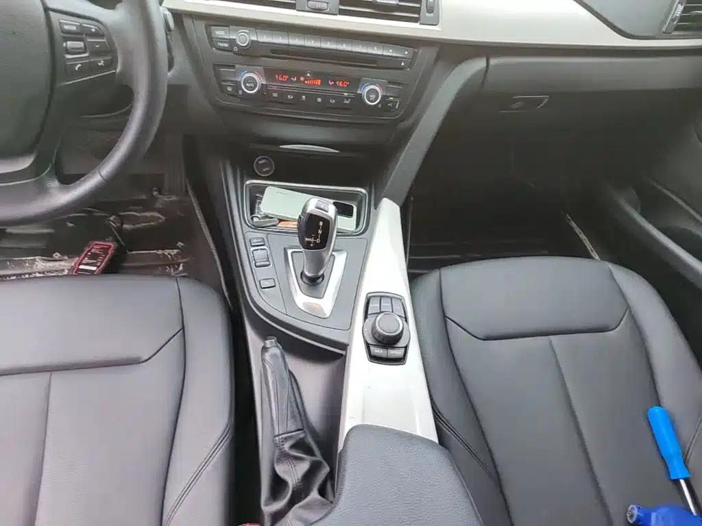 BMW 3 Series 2015 320Li Fashion Edition — миниатюра 14