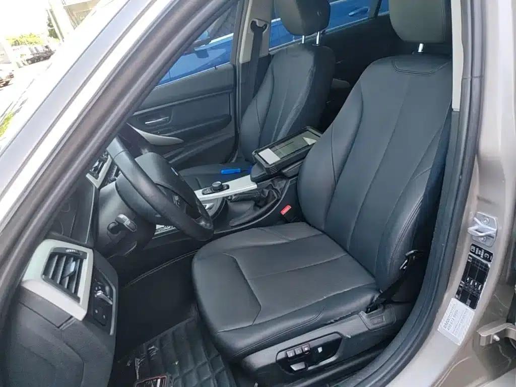 BMW 3 Series 2015 320Li Fashion Edition — миниатюра 15