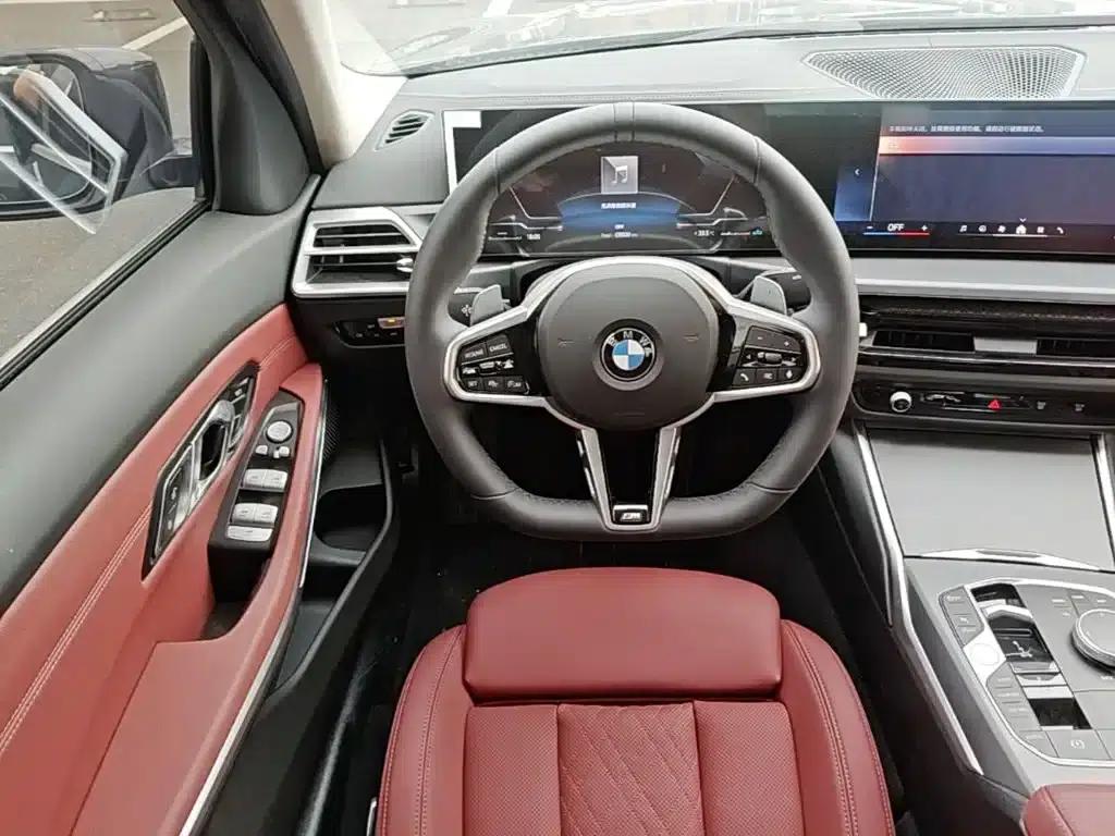 2025 BMW 3 Series 325i M Sport Package — миниатюра 17