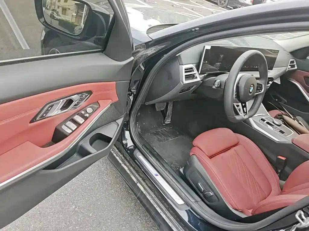 2025 BMW 3 Series 325i M Sport Package — миниатюра 23