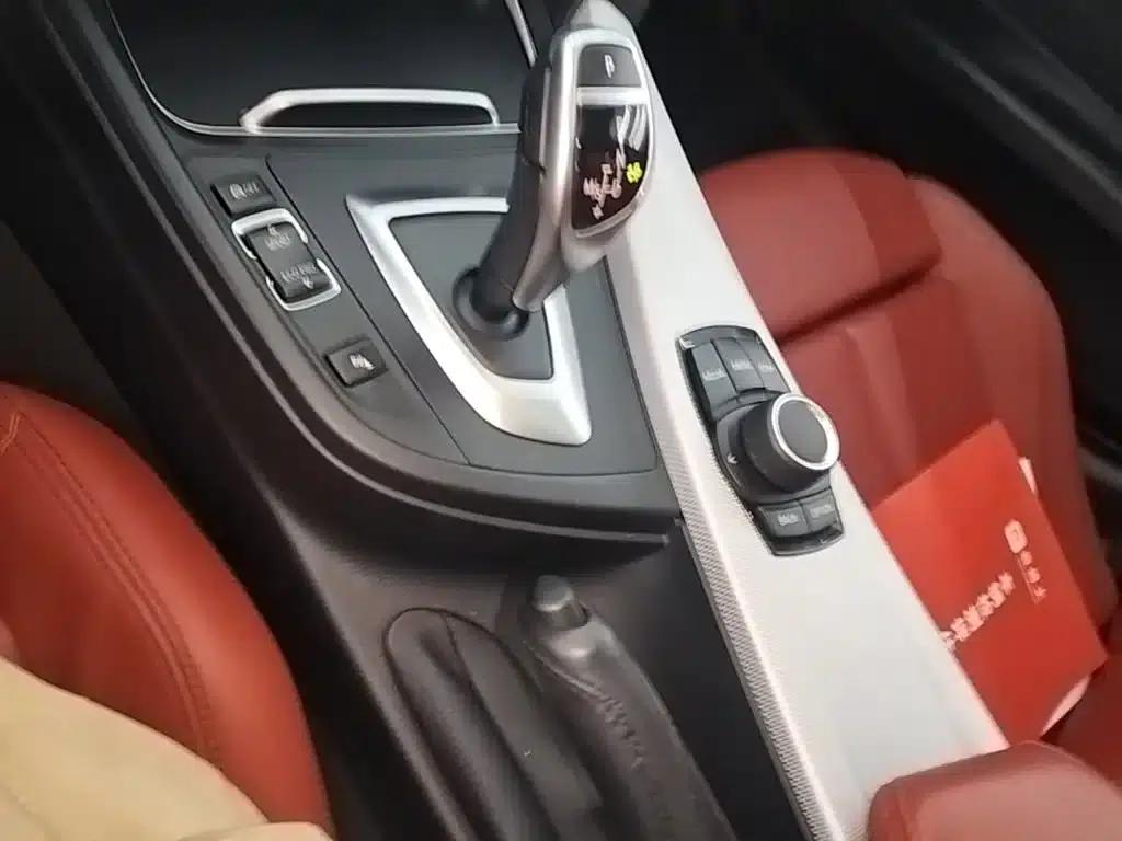 2019 BMW 3 Series 320i M Sport Package — миниатюра 14