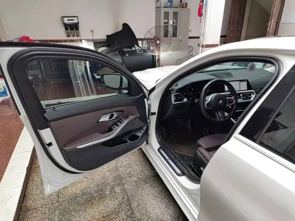 2020 BMW 3 Series 320Li M Sport Package — миниатюра 16