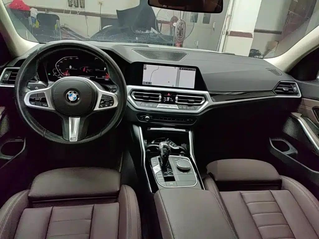 2020 BMW 3 Series 320Li M Sport Package — миниатюра 10