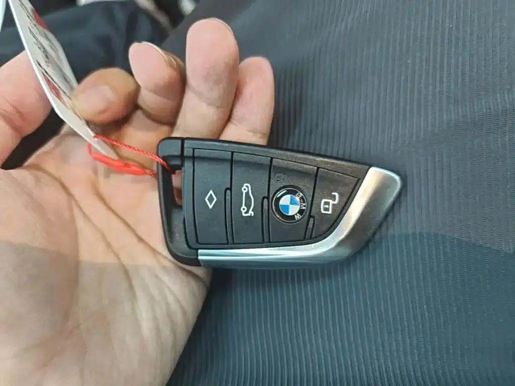 BMW 3 Series 2021 Facelift II 320i Sport Package — миниатюра 9