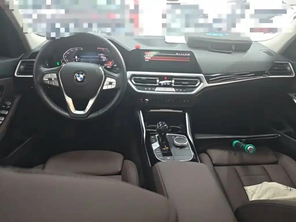 BMW 3 Series 2021 Facelift II 320i Sport Package — миниатюра 10