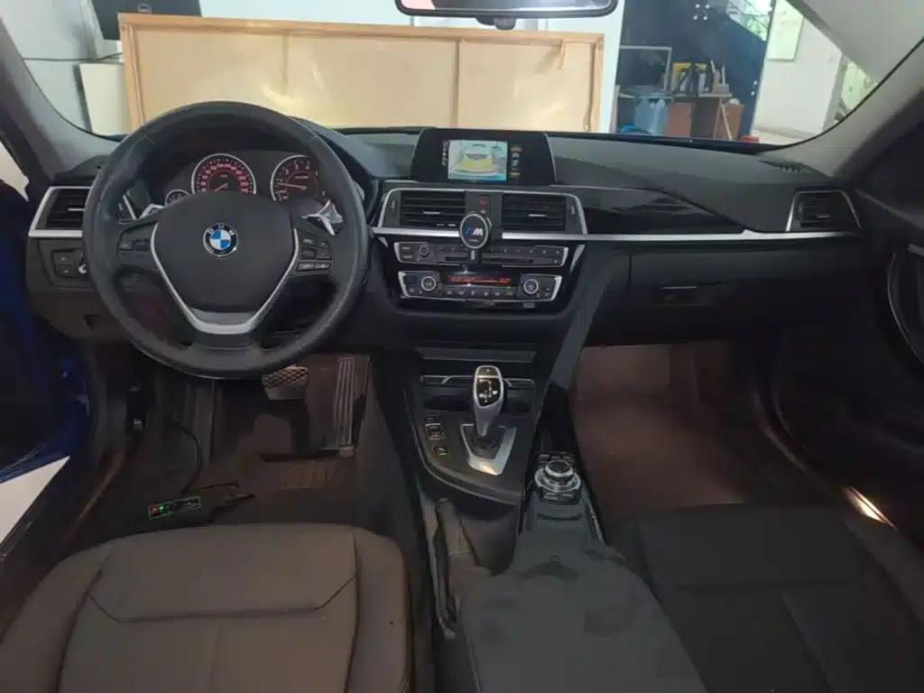 2017 BMW 3 Series 320Li M Sport — миниатюра 10