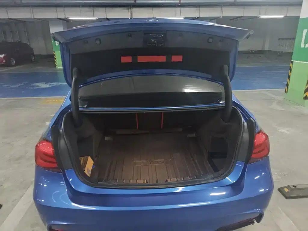 2018 BMW 3 Series 330Li M Sport Shadow Edition — миниатюра 17