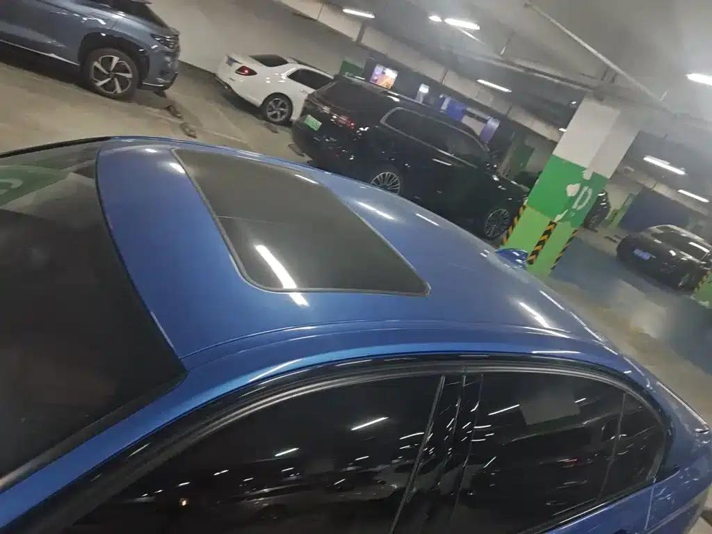 2018 BMW 3 Series 330Li M Sport Shadow Edition — миниатюра 20