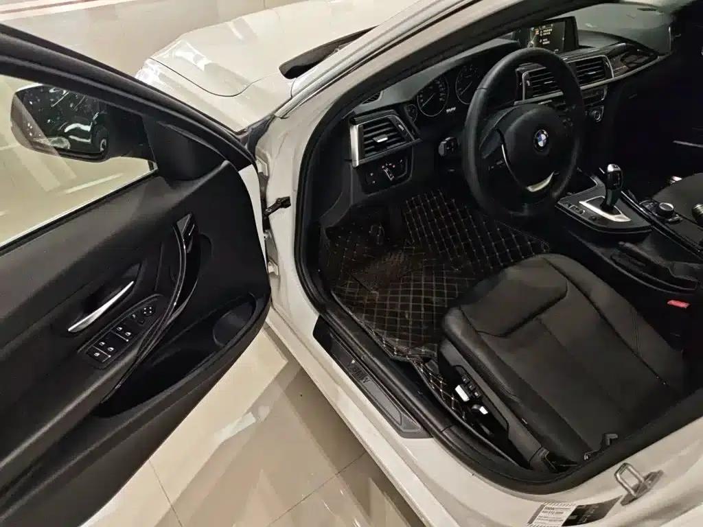 2017 BMW 3 Series 320Li Fashion Edition — миниатюра 12