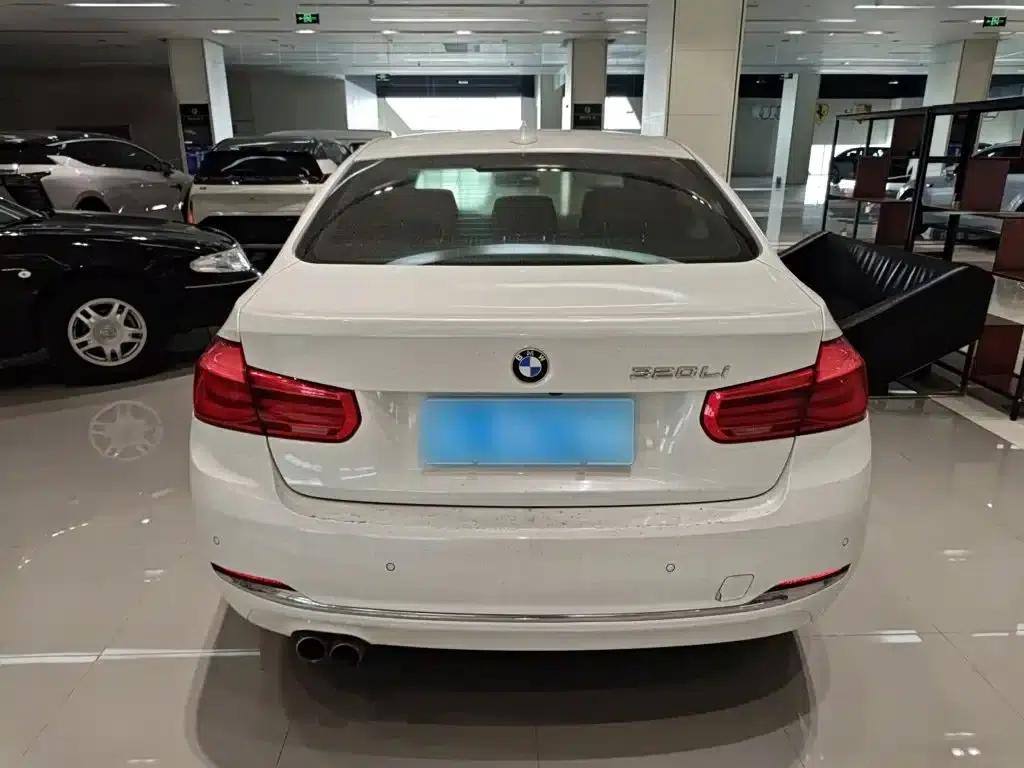 2017 BMW 3 Series 320Li Fashion Edition — миниатюра 4