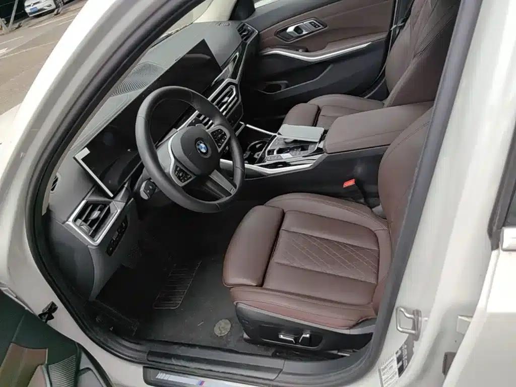 2024 BMW 3 Series 320Li M Sport Package — миниатюра 15