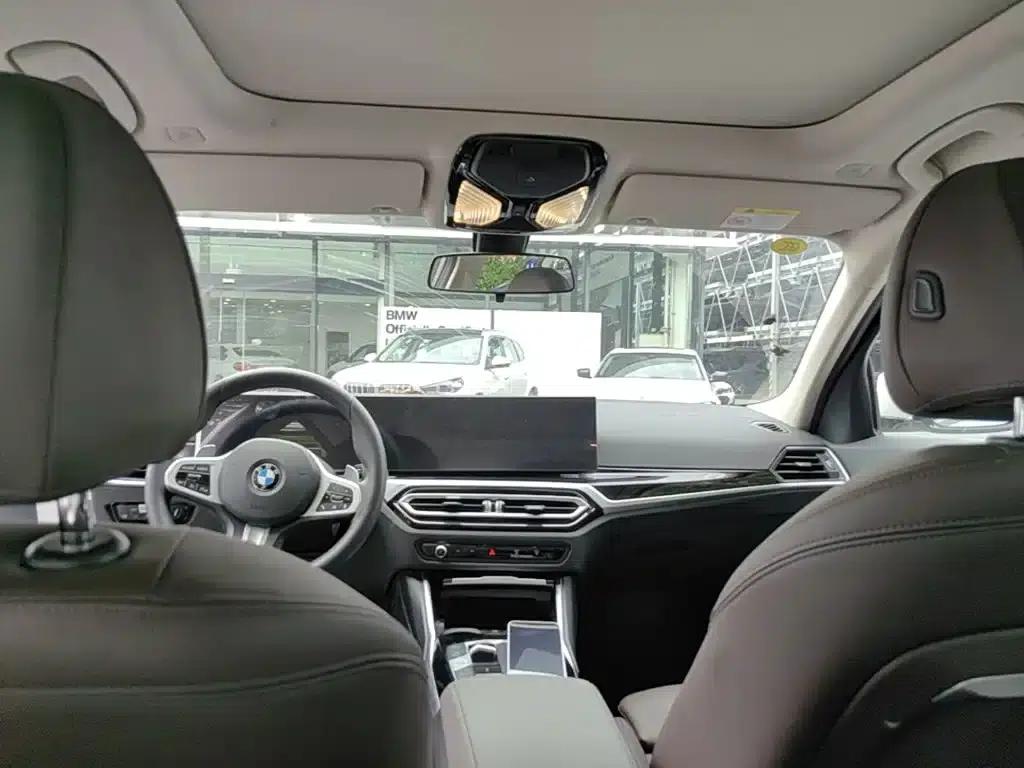 2024 BMW 3 Series 320Li M Sport Package — миниатюра 18