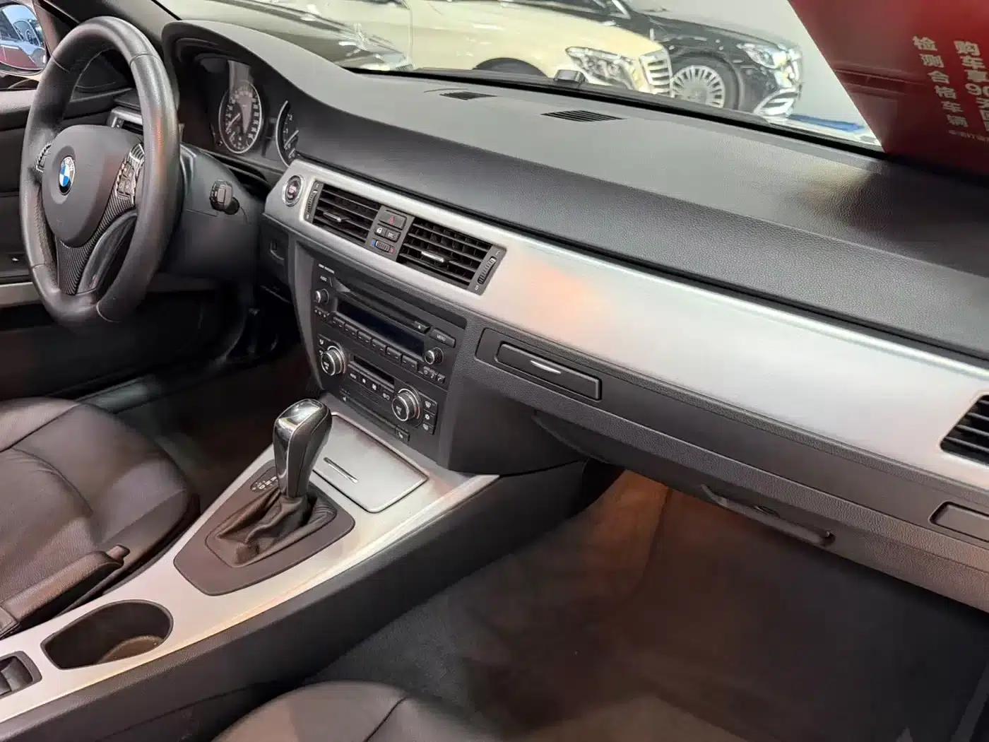 2009 BMW 3 Series 325i Convertible Coupe (Imported) — миниатюра 13