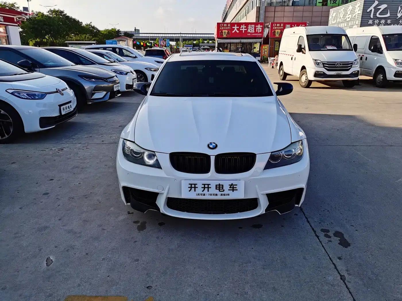 2010 BMW 3 Series Imported Model 325i Luxury — миниатюра 1